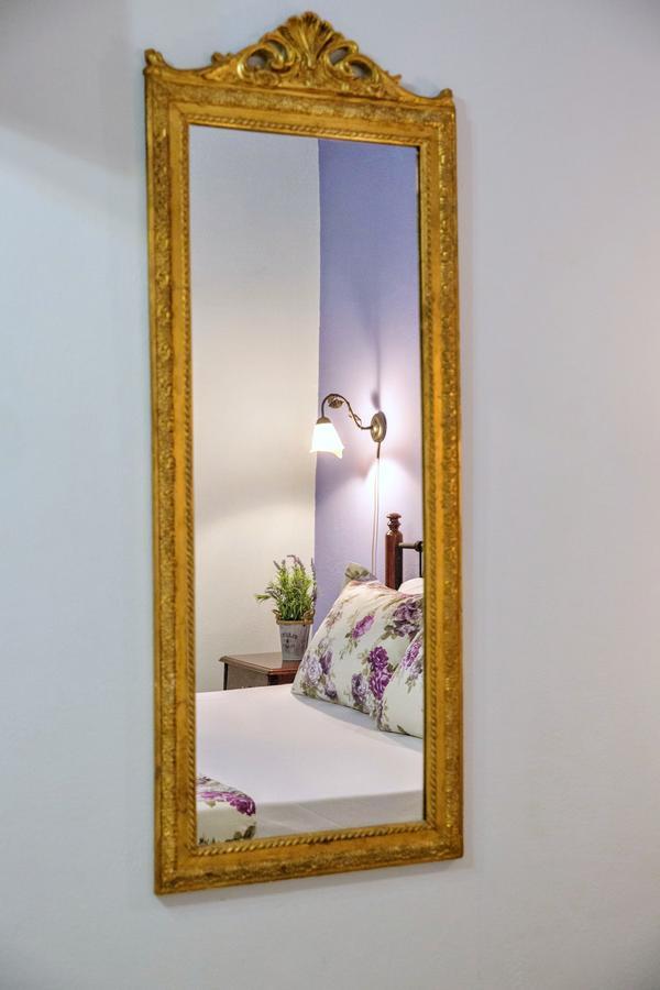 Golden Suites Ofrínion 外观 照片