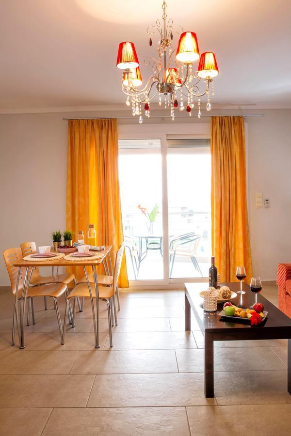 Golden Suites Ofrínion 外观 照片