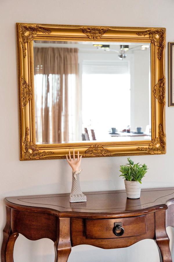 Golden Suites Ofrínion 外观 照片